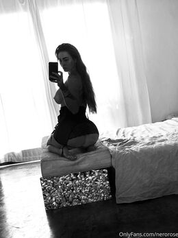 Rebecca Roze (itsamarafox)