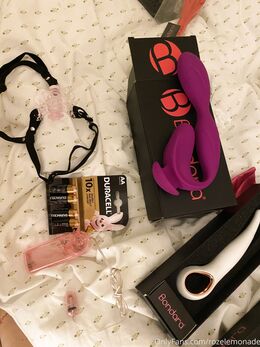 Rebecca Roze (itsamarafox)