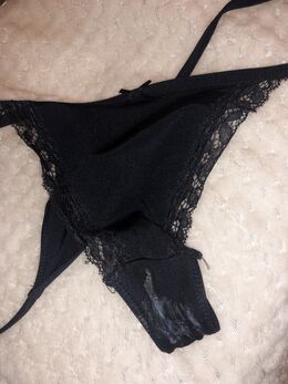 Ellie May (ellalxox)