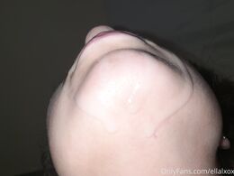 Ellie May (ellalxox)