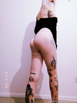 Peachy Feels