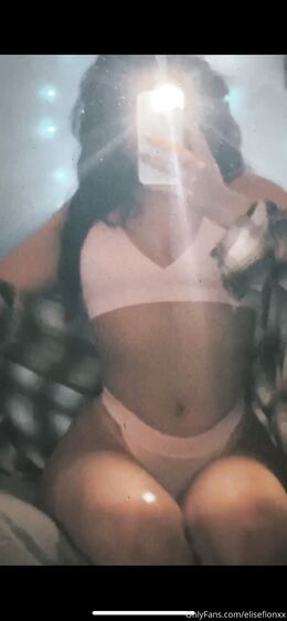 Elise Clayton (elisefionxx)