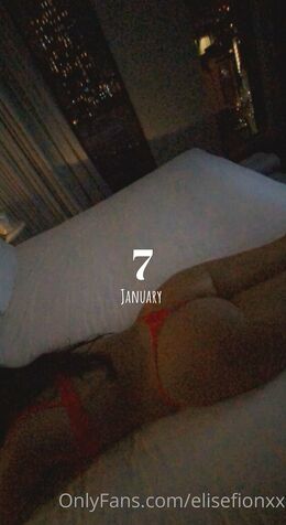 Elise Clayton (elisefionxx)