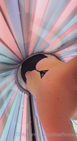 Elise Clayton (elisefionxx)