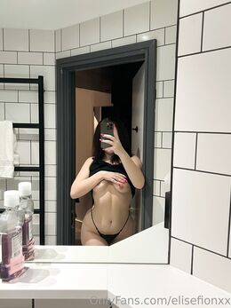 Elise Clayton (elisefionxx)