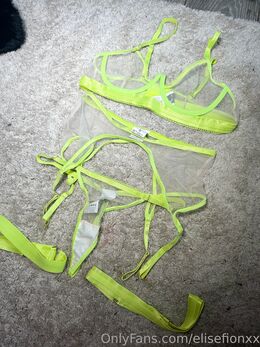 Elise Clayton (elisefionxx)