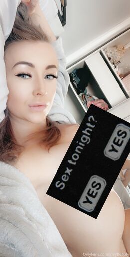 Zoe Grey