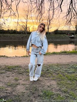 Lexi Hughes