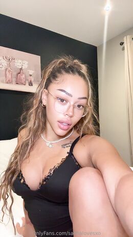 Sasha Loves