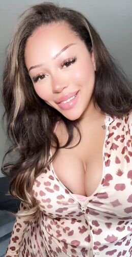 Sasha Loves