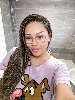 Sasha Loves